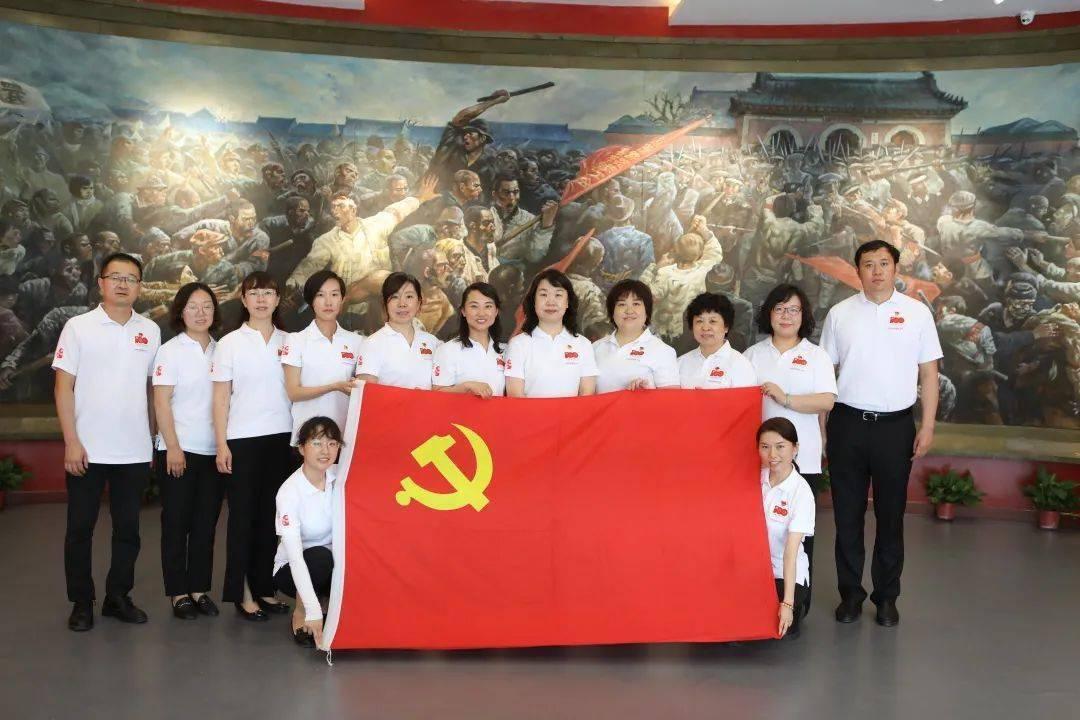 三门:大棚瓜苗嫁接忙